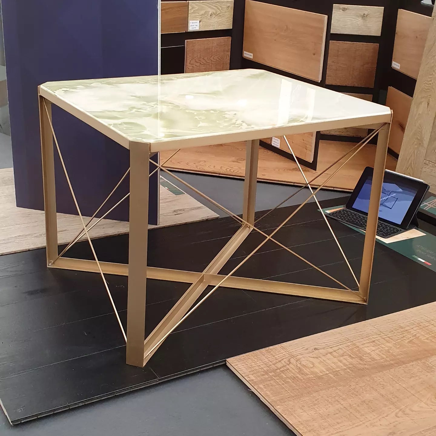 coffee table JAMES